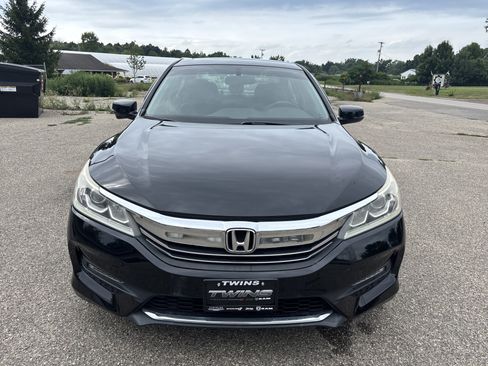 Used 2017 Honda Accord EX-L image 13