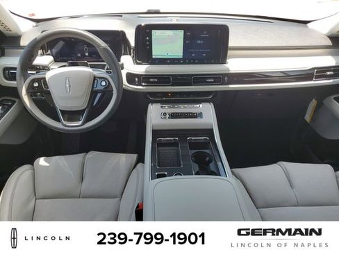 New 2025 Lincoln Aviator Reserve w/ Equipment Group 201A image 17