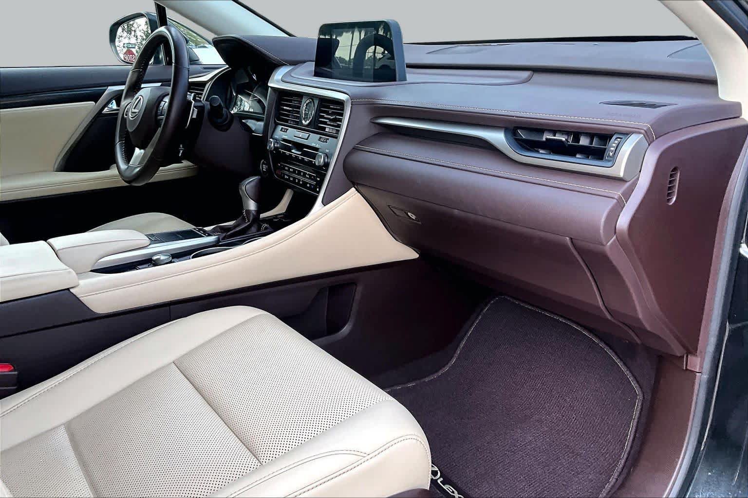 Used 2020 Lexus RX 350 FWD w/ Accessory Package image 19