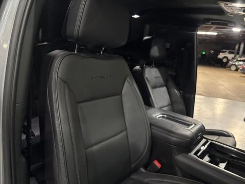 Used 2023 GMC Yukon Denali w/ Max Trailering Package AWD/4WD image 41