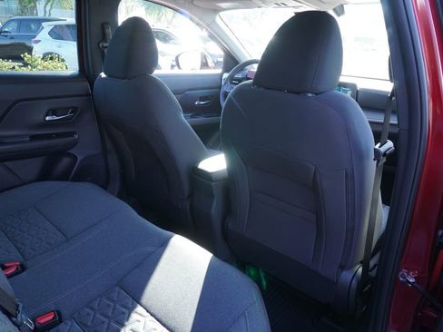 New 2026 Nissan Kicks SV w/ SV Premium Package FWD image 10