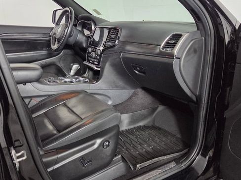 Used 2019 Jeep Grand Cherokee Limited w/ Luxury Group II AWD/4WD image 37