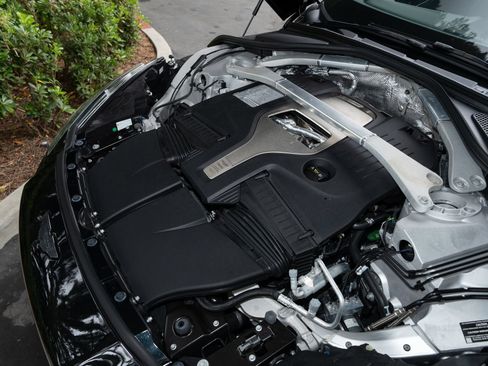 Used 2025 Aston Martin DBX 707 AWD/4WD image 11