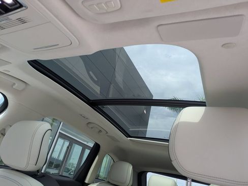 Certified 2024 Lincoln Nautilus Black Label AWD/4WD image 24