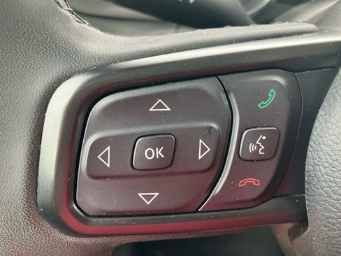 Used 2023 Jeep Wrangler Unlimited Sport AWD/4WD image 17