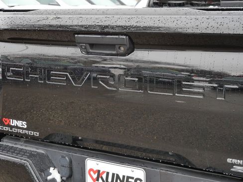 Used 2024 Chevrolet Colorado ZR2 image 21