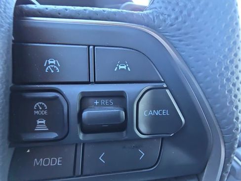 Used 2025 Toyota Tacoma Limited image 17