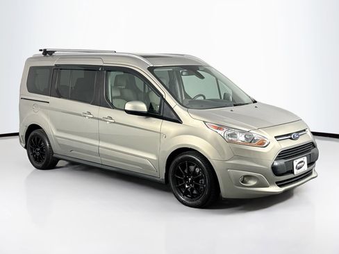 Used 2016 Ford Transit Connect Titanium image 2