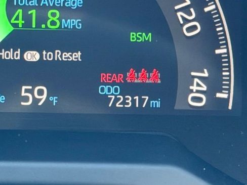 Certified 2024 Toyota RAV4 SE w/ Convenience Package image 33