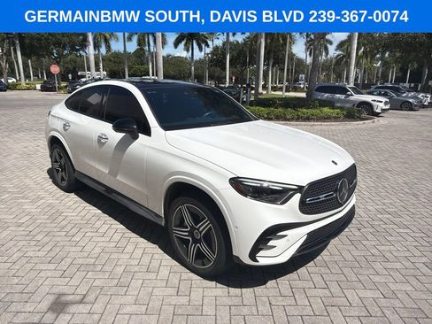 Used 2024 Mercedes-Benz GLC 300 4MATIC image 7