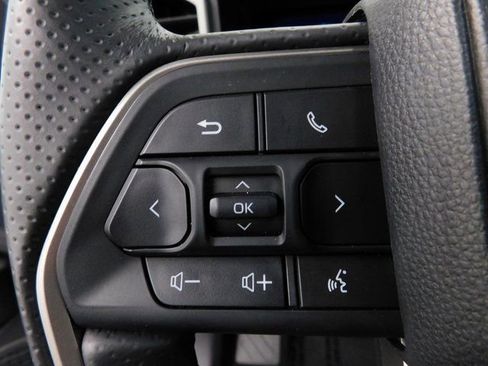 Used 2025 Toyota 4Runner TRD Off-Road Premium image 39