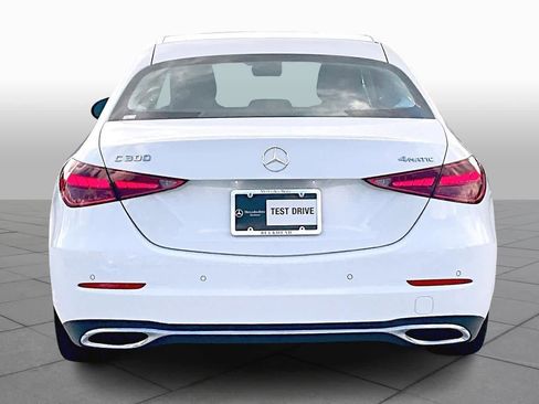 Used 2025 Mercedes-Benz C 300 4MATIC Sedan image 5
