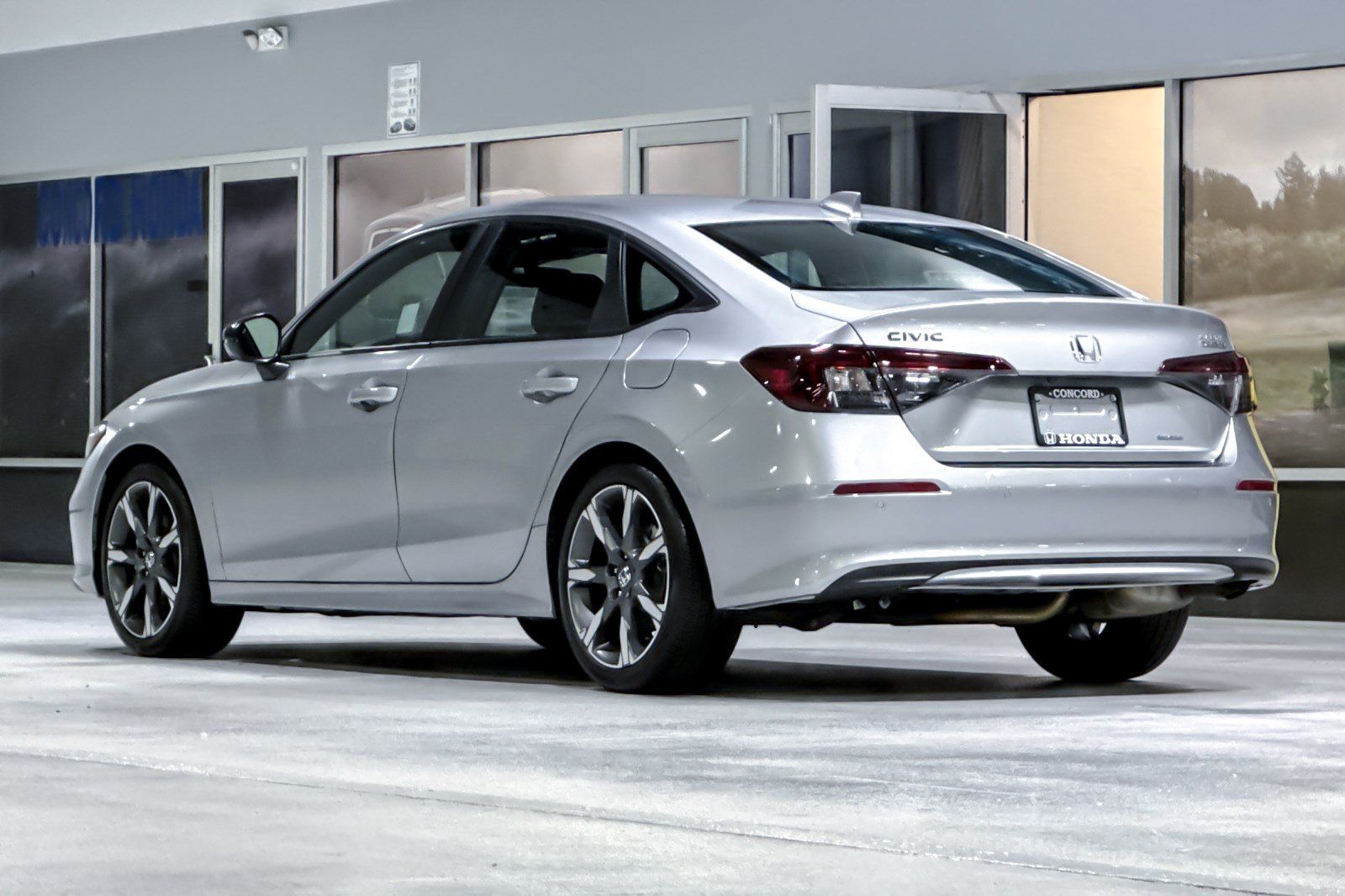 Used 2025 Honda Civic Sport Touring image 3