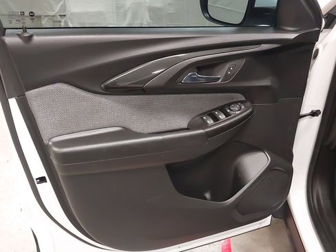 Certified 2023 Chevrolet TrailBlazer LT w/ Convenience Package FWD image 24