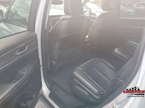 Used 2023 Jeep Grand Cherokee L Limited AWD/4WD image 13