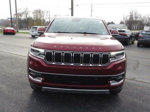 Used 2022 Jeep Wagoneer Series III w/ Premium Group I image 11