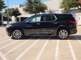 Used 2021 Chevrolet Traverse Premier image 3