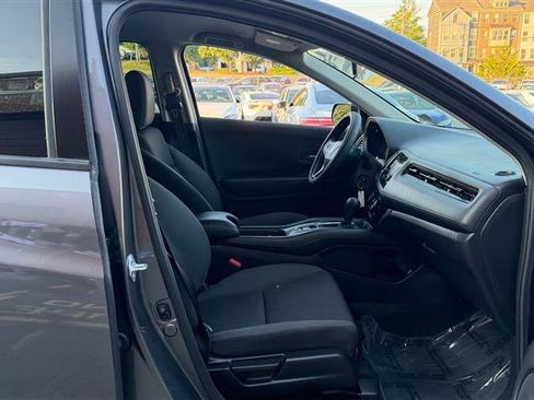 Used 2021 Honda HR-V LX image 13