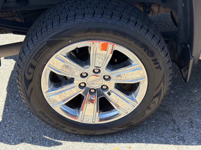 Used 2017 GMC Sierra 1500 SLT AWD/4WD image 5