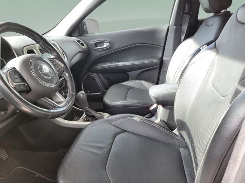 Certified 2021 Jeep Compass Latitude w/ Sun and Sound Group FWD image 15