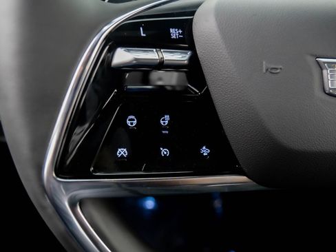 New 2026 Cadillac Escalade ESV Luxury w/ Touring Package image 27