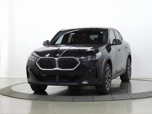 New 2026 BMW X2 xDrive28i w/ Technology Package image 3