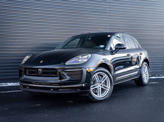 Certified 2025 Porsche Macan video 1