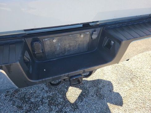 Used 2024 Ford F250 XLT image 28