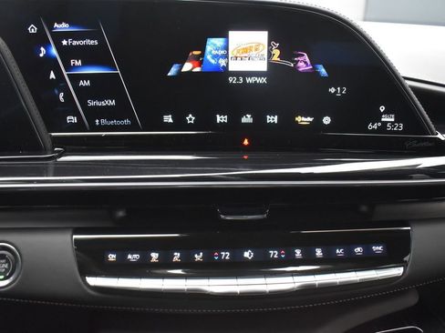 Certified 2023 Cadillac Escalade V w/ LPO, ONYX Package image 20