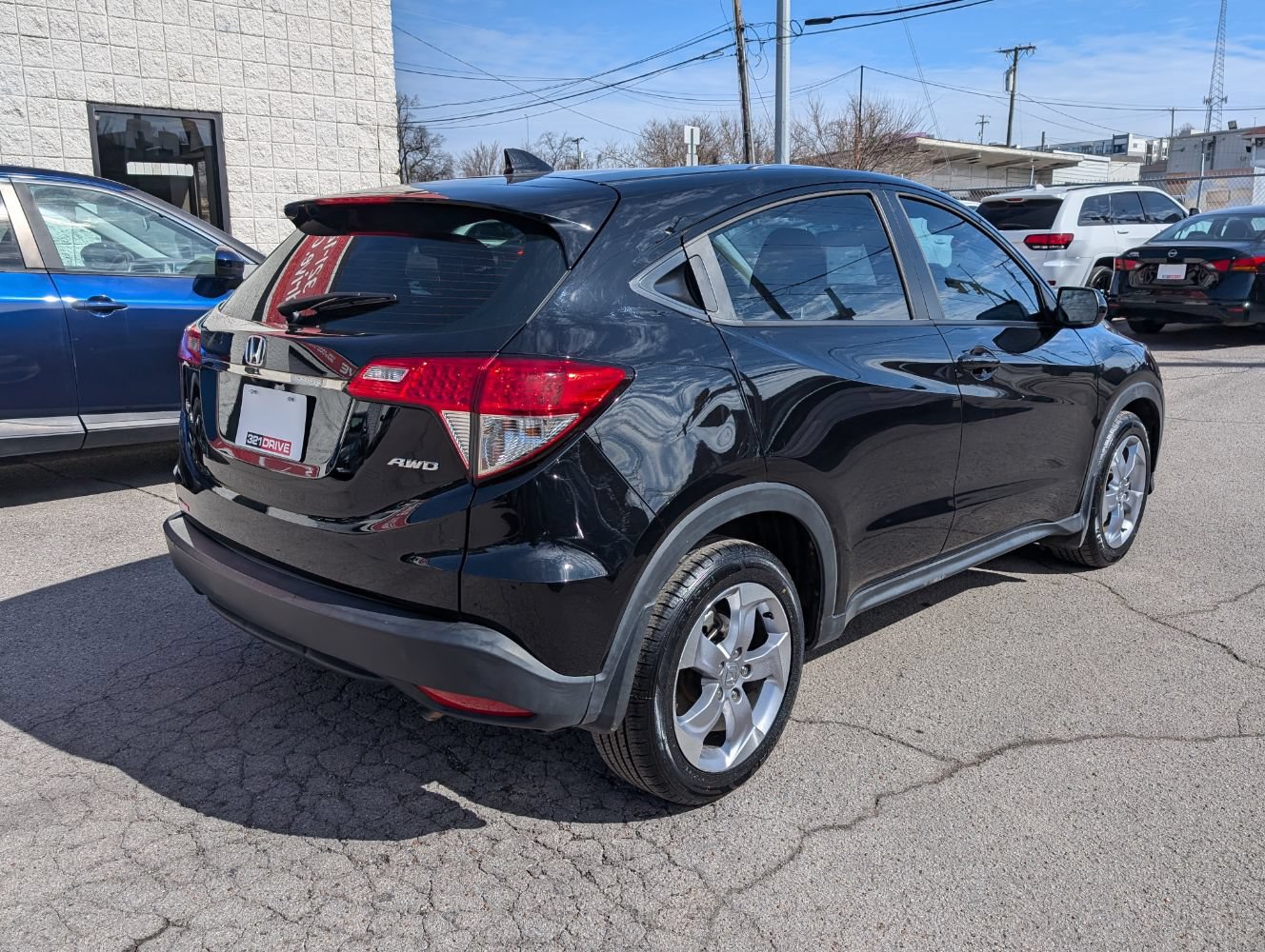Used 2022 Honda HR-V LX image 6