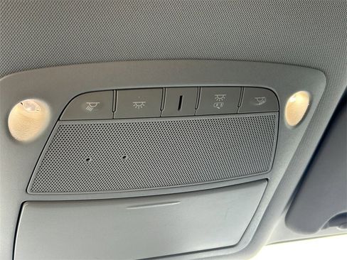 Used 2020 Nissan Rogue Sport SV image 18