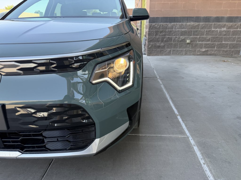 Used 2025 Kia Niro Wind FWD image 11