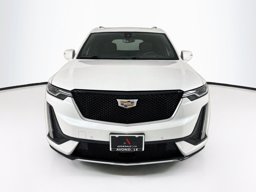 Used 2022 Cadillac XT6 Sport w/ Technology Package AWD/4WD image 6