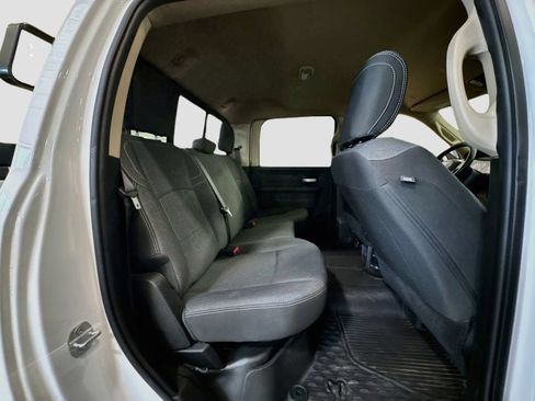 Used 2019 RAM 3500 Tradesman AWD/4WD image 33