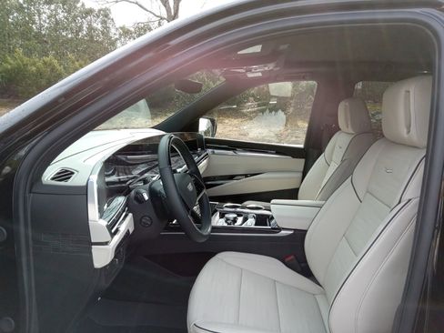 Used 2026 Cadillac Escalade Sport w/ Touring Package AWD/4WD image 10