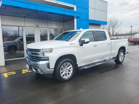 Used 2021 Chevrolet Silverado 1500 LTZ w/ Technology Package image 2