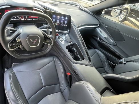 Used 2023 Chevrolet Corvette Stingray Coupe w/ Z51 Performance Package image 10