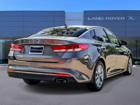 Used 2018 Kia Optima LX w/ 17" Alloy Wheels Package FWD image 4