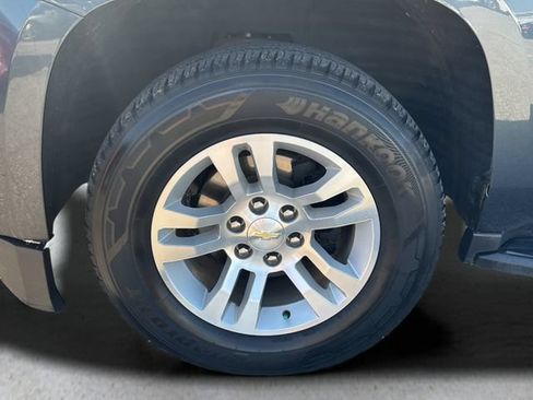 Used 2019 Chevrolet Tahoe LS AWD/4WD image 25