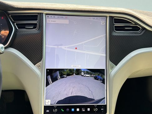 Used 2015 Tesla Model S 85D AWD/4WD image 17