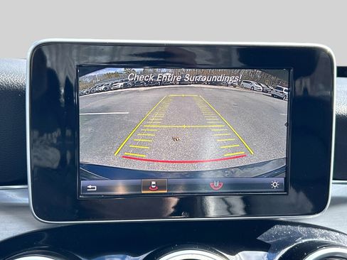 Used 2015 Mercedes-Benz C 300 4MATIC Sedan image 28