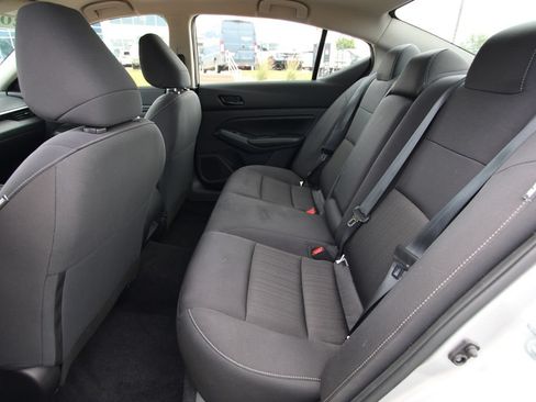 Used 2024 Nissan Altima 2.5 S FWD image 7