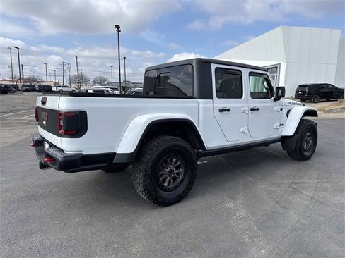 Used 2020 Jeep Gladiator Rubicon image 4