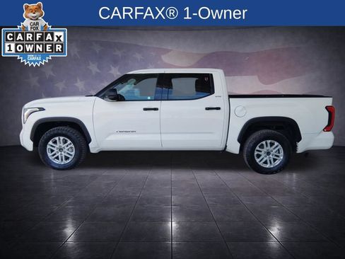 Used 2022 Toyota Tundra SR5 RWD image 2