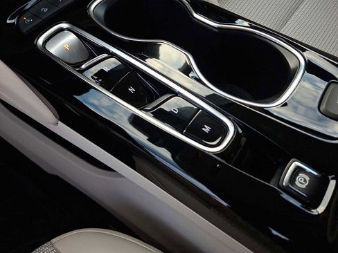 Used 2022 Buick Envision Preferred image 17