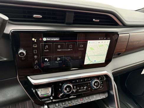 New 2025 GMC Sierra 2500 Denali Ultimate w/ Max Trailering Package image 12