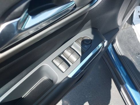 New 2026 Chevrolet Traverse LT w/ Driver Confidence Package FWD image 10