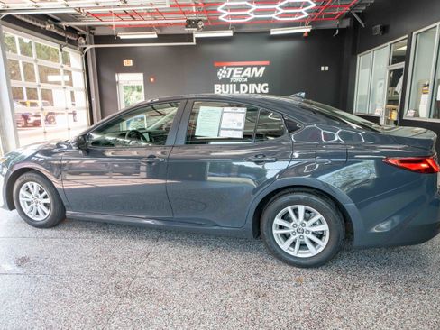 Used 2025 Toyota Camry LE image 2