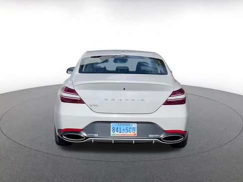 Used 2025 Genesis G70 2.5T image 12
