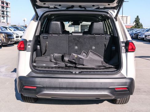 Certified 2024 Toyota Grand Highlander FWD image 28